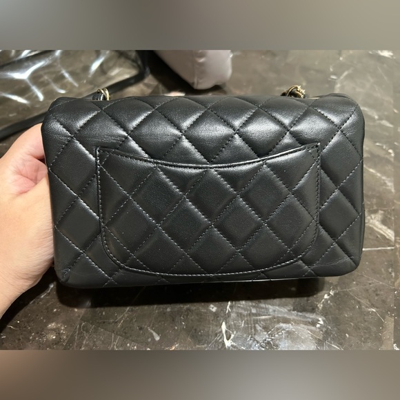 100% Authentic Chanel lambskin quilted  mini rectangular flap - Picture 2 of 15